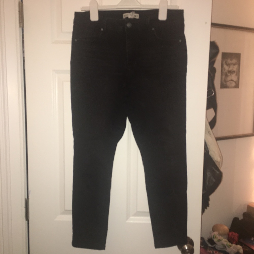 Star Embroidered Skinny Jeans